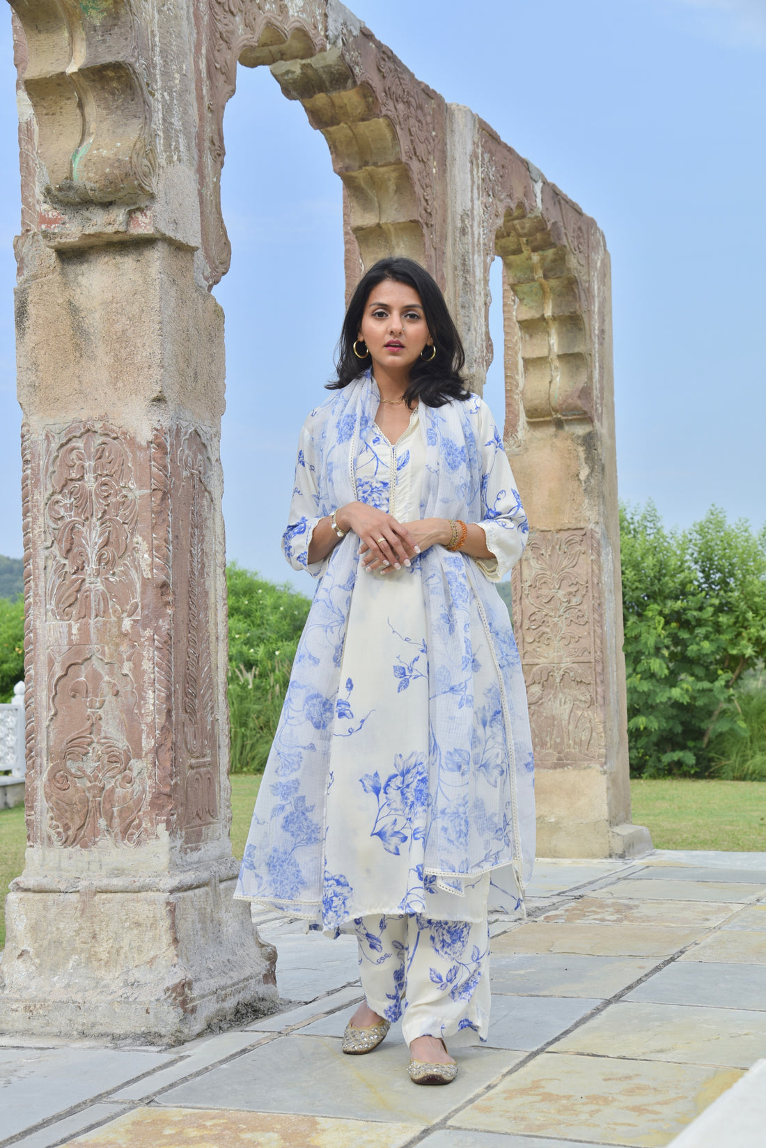 Nora Kurta Set