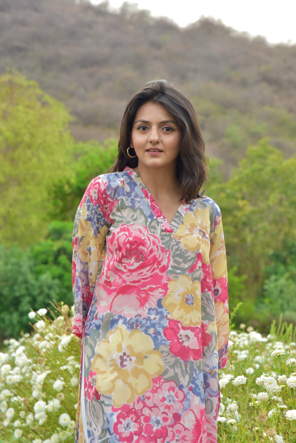 Meira Kurta