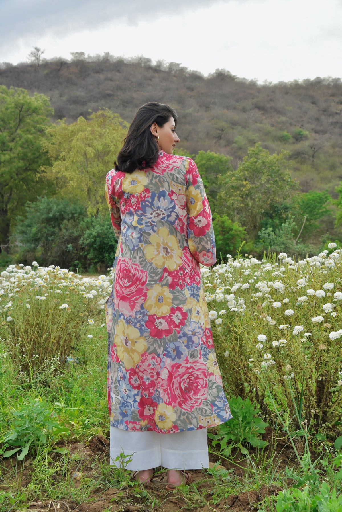 Meira Kurta