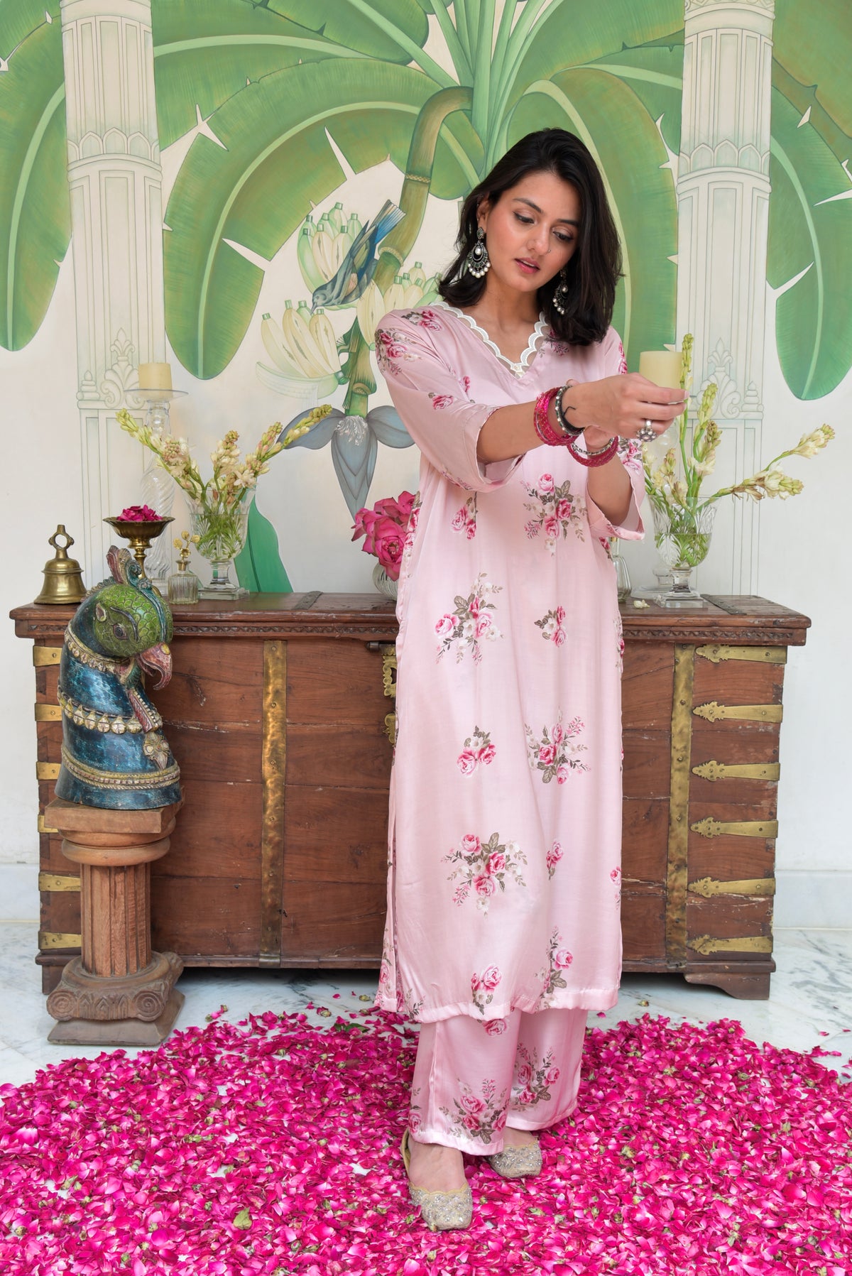 Mehek Kurta and Pajama Set